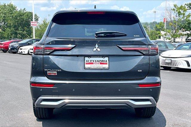 used 2025 Mitsubishi Outlander car, priced at $26,420