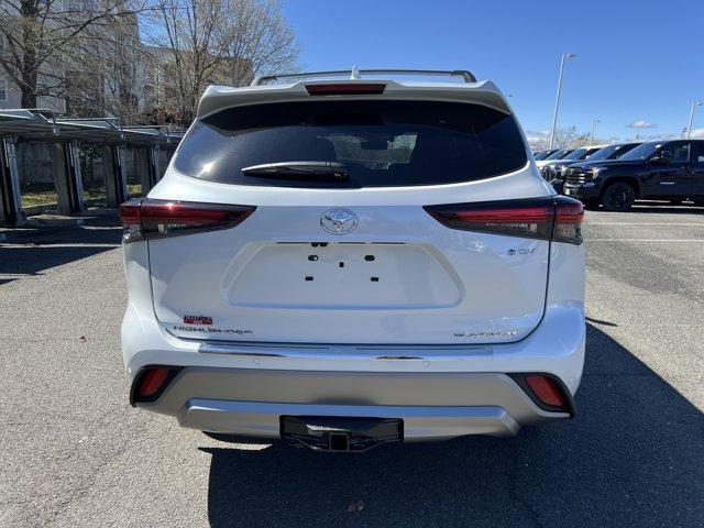 new 2026 Toyota Highlander Hybrid car, priced at $58,442
