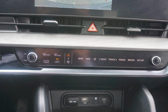 used 2025 Kia Sportage car, priced at $31,970