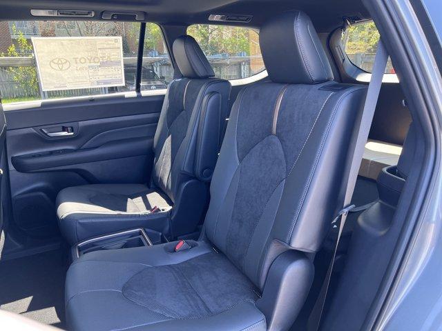 new 2026 Toyota Grand Highlander Hybrid car