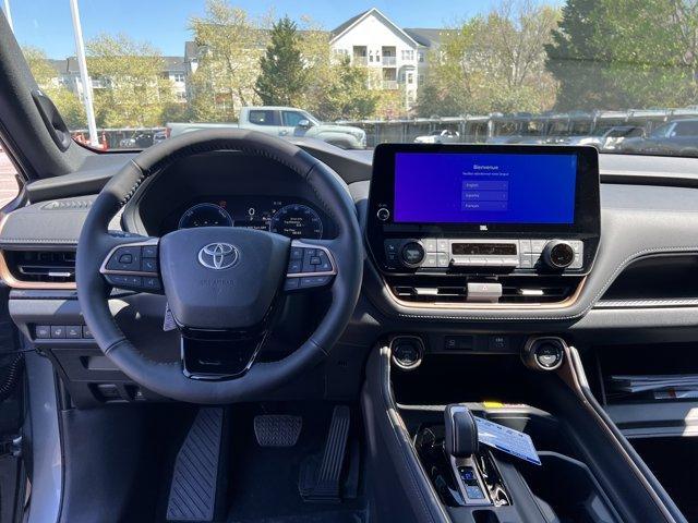 new 2026 Toyota Grand Highlander Hybrid car