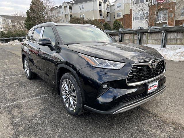 new 2026 Toyota Highlander Hybrid car, priced at $56,858