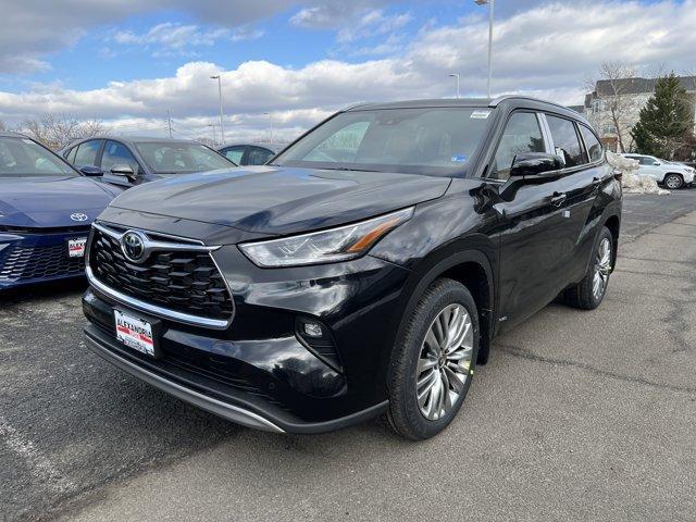 new 2026 Toyota Highlander Hybrid car, priced at $56,858