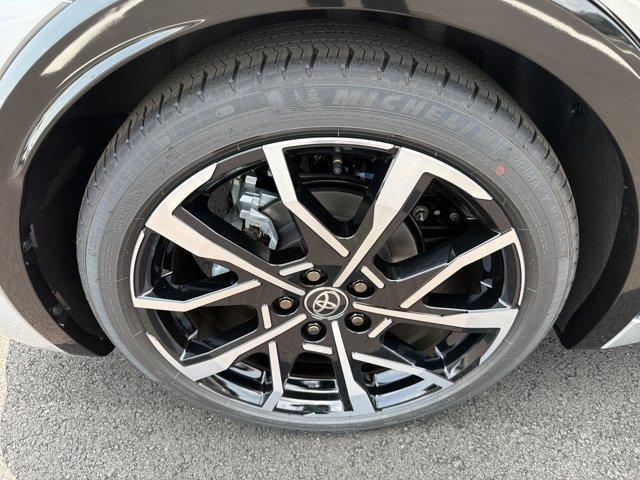 new 2026 Toyota Prius Plug-In Hybrid car, priced at $40,537