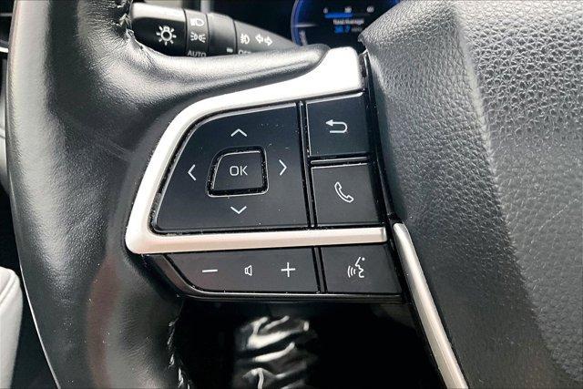 used 2023 Toyota Highlander Hybrid car, priced at $39,995