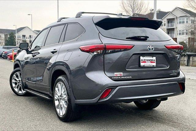 used 2023 Toyota Highlander Hybrid car, priced at $39,995