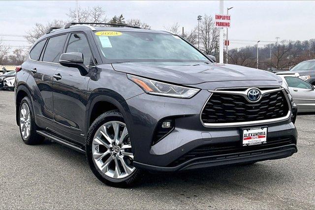 used 2023 Toyota Highlander Hybrid car, priced at $39,995