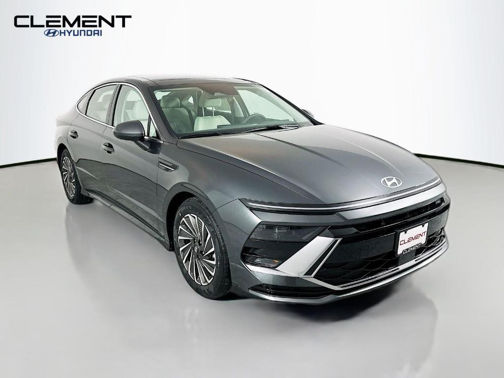 new 2026 Hyundai Sonata Hybrid car, priced at $33,582