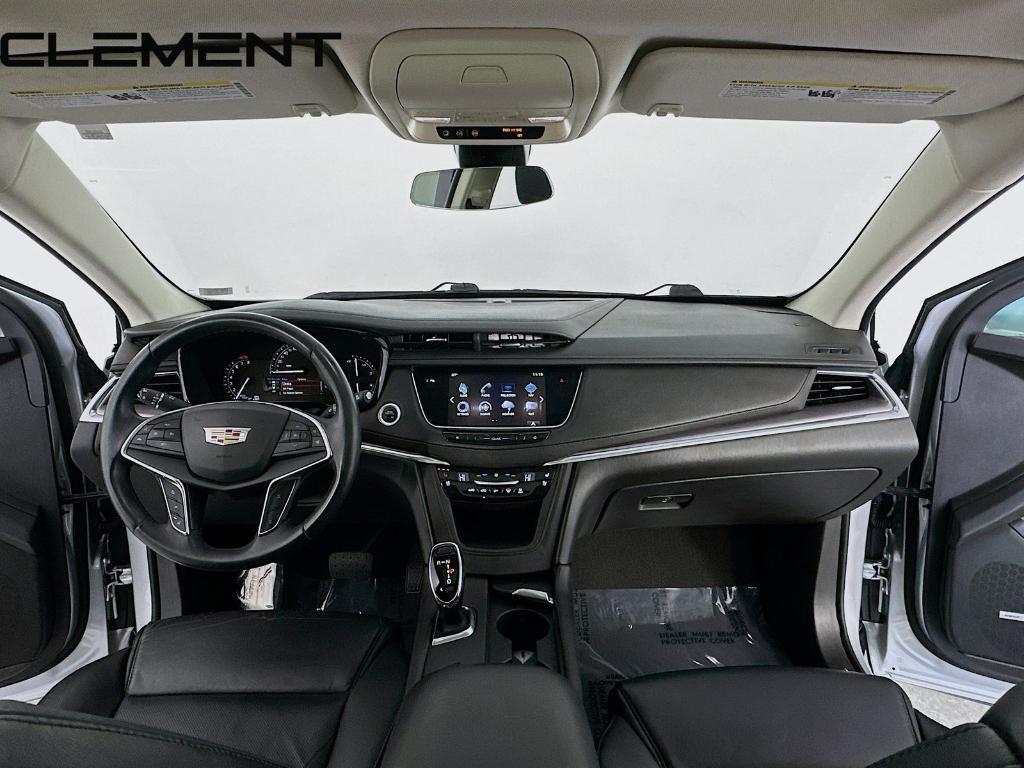 used 2018 Cadillac XT5 car, priced at $18,203