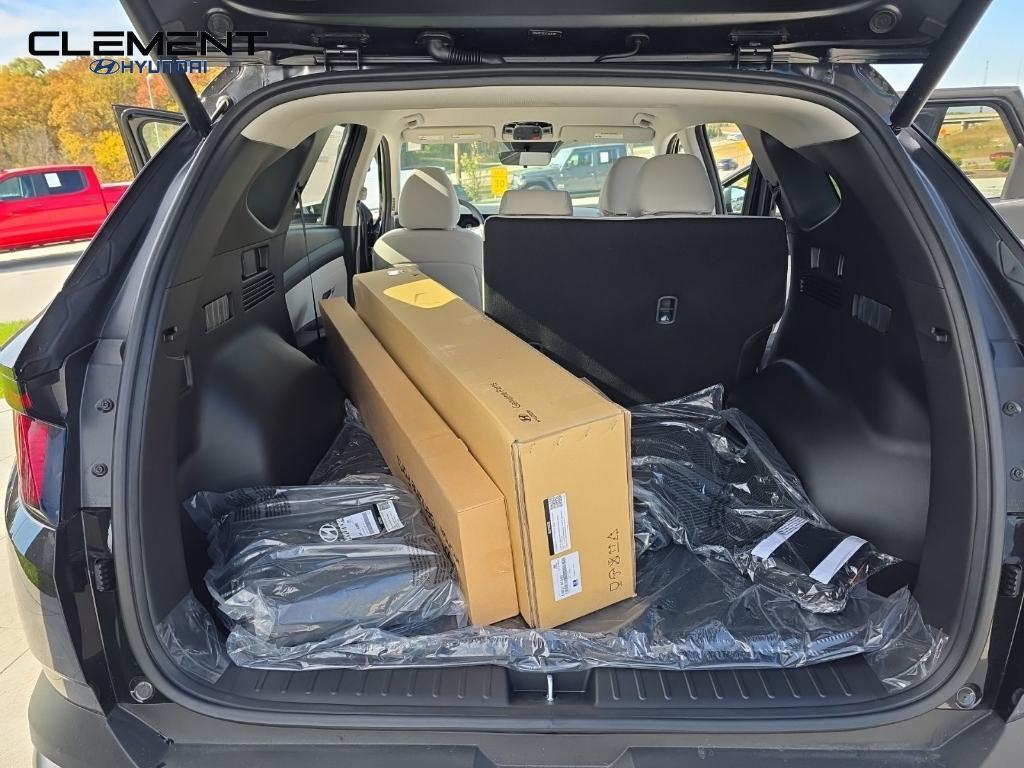 new 2026 Hyundai Tucson car, priced at $33,071