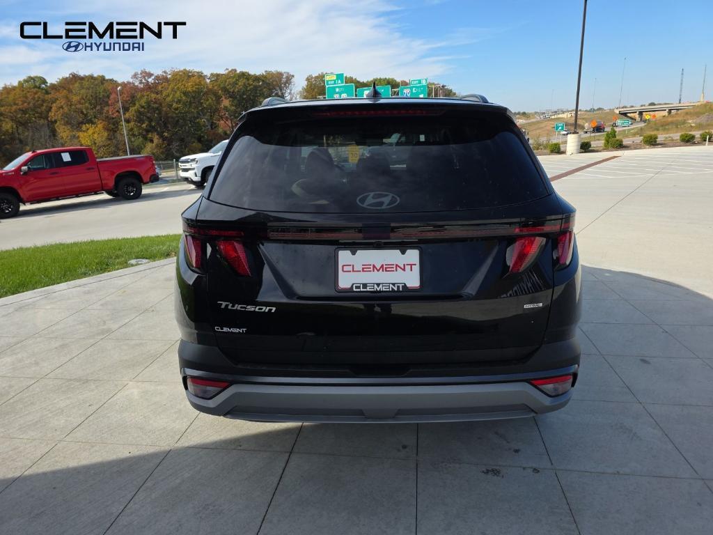 new 2026 Hyundai Tucson car, priced at $33,071