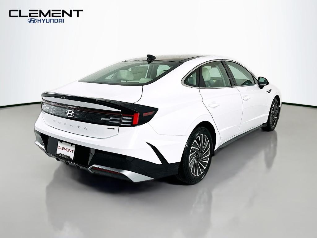 new 2026 Hyundai Sonata Hybrid car, priced at $34,067