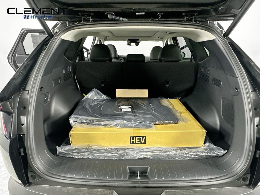 new 2026 Hyundai TUCSON Hybrid car, priced at $39,411