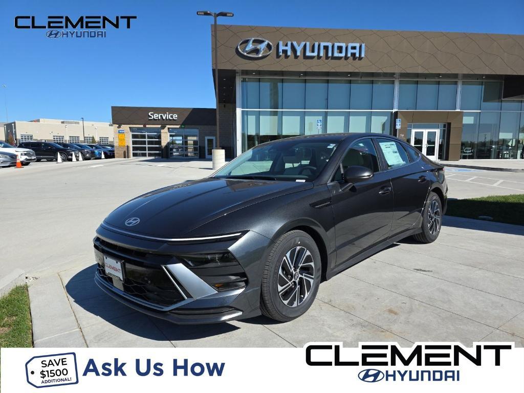 new 2026 Hyundai Sonata Hybrid car, priced at $29,848