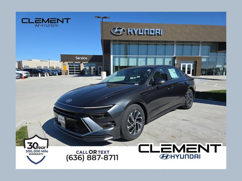 new 2026 Hyundai Sonata Hybrid car, priced at $30,348