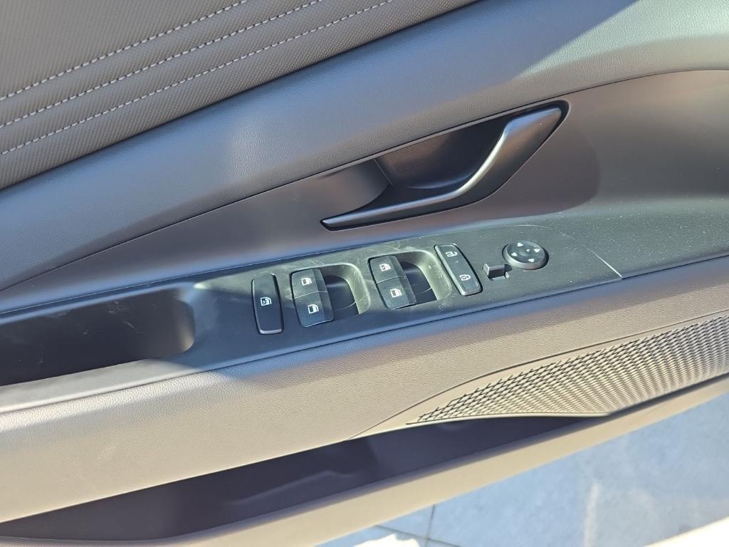 new 2025 Hyundai Elantra car, priced at $19,895