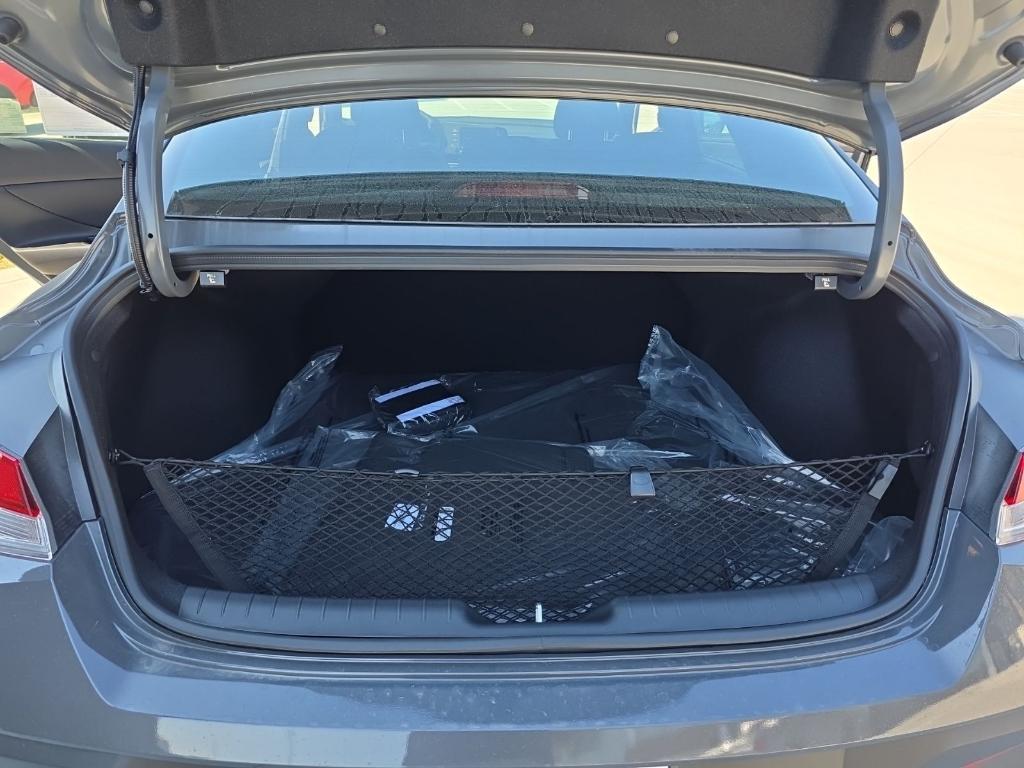 new 2025 Hyundai Elantra car, priced at $19,895