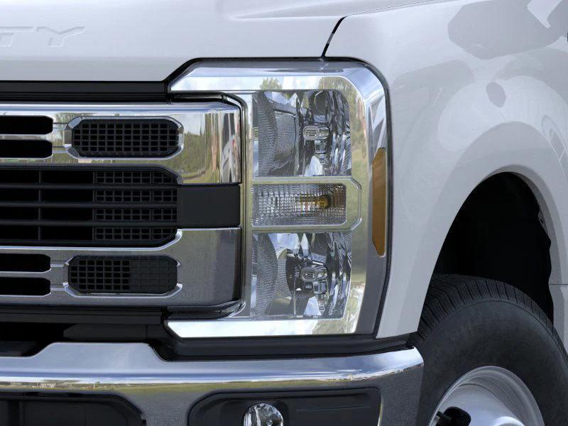 new 2025 Ford F-350 car, priced at $66,834