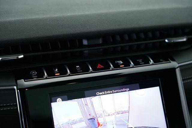 new 2025 Jeep Grand Cherokee car, priced at $41,304