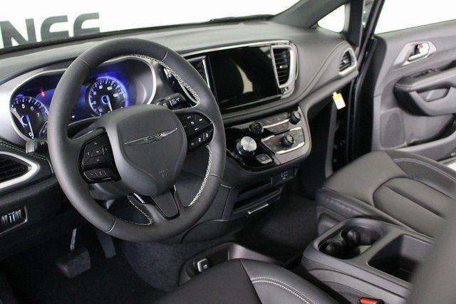 new 2026 Chrysler Pacifica car, priced at $43,606