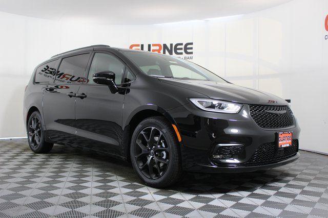 new 2026 Chrysler Pacifica car, priced at $43,606