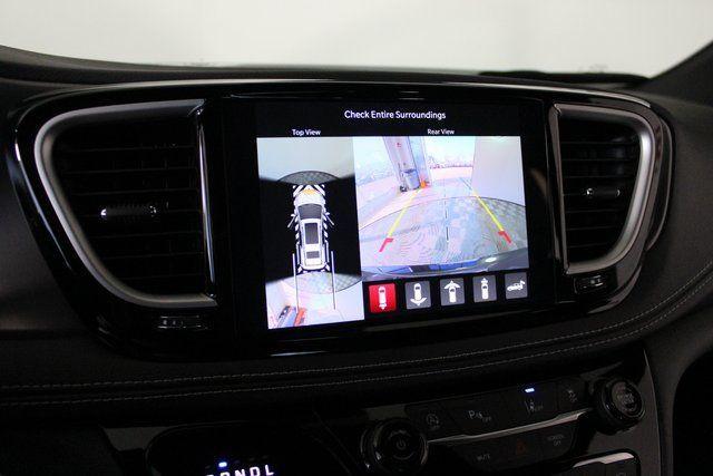 new 2026 Chrysler Pacifica car, priced at $43,606