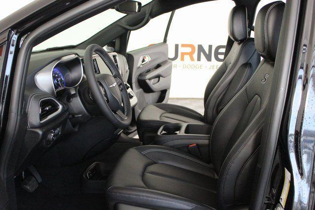 new 2026 Chrysler Pacifica car, priced at $43,606