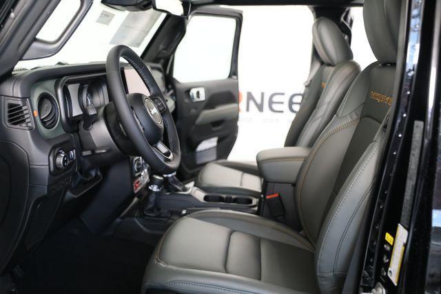 new 2026 Jeep Gladiator car, priced at $62,139