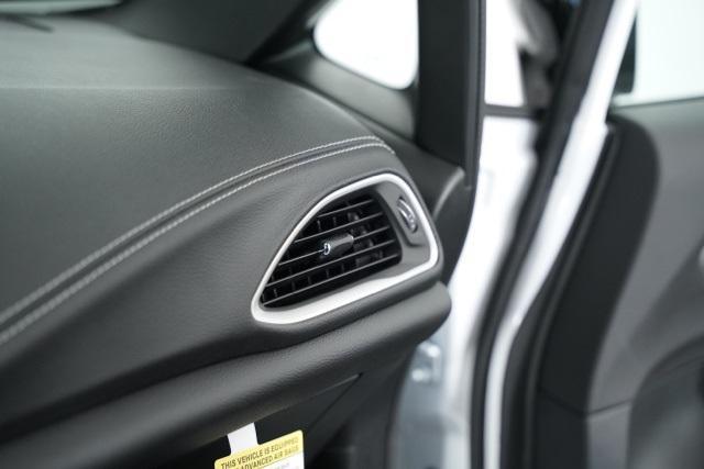 new 2026 Chrysler Pacifica car, priced at $40,365