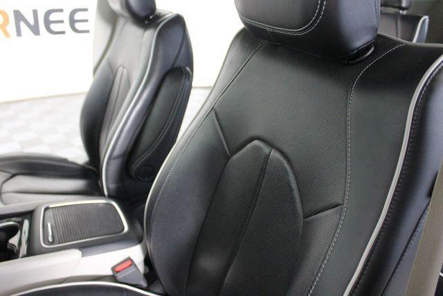 used 2023 Chrysler Pacifica car, priced at $26,887