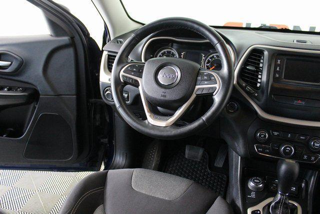 used 2015 Jeep Cherokee car, priced at $8,689