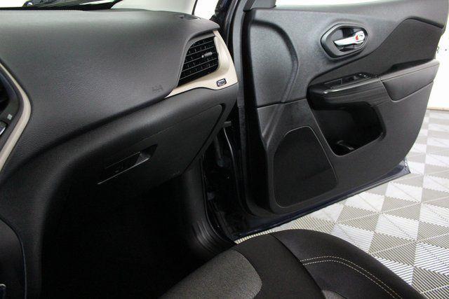 used 2015 Jeep Cherokee car, priced at $8,689