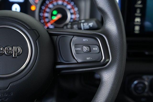 new 2026 Jeep Wrangler car, priced at $40,092