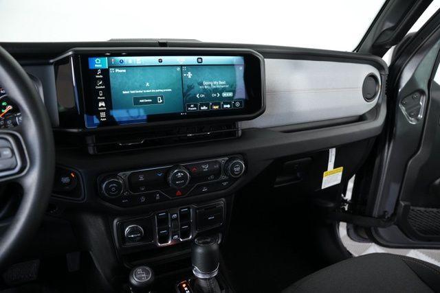 new 2026 Jeep Wrangler car, priced at $40,092