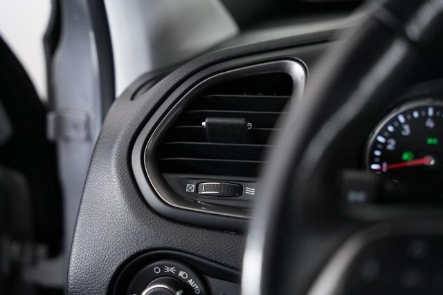 used 2020 Jeep Renegade car, priced at $15,697