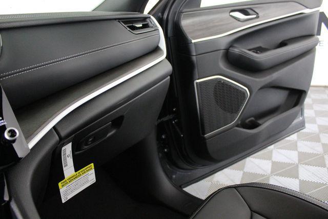 new 2026 Jeep Grand Cherokee car, priced at $46,402