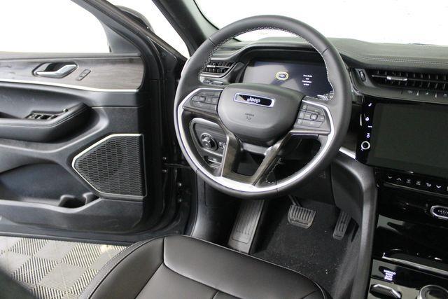 new 2026 Jeep Grand Cherokee car, priced at $46,402