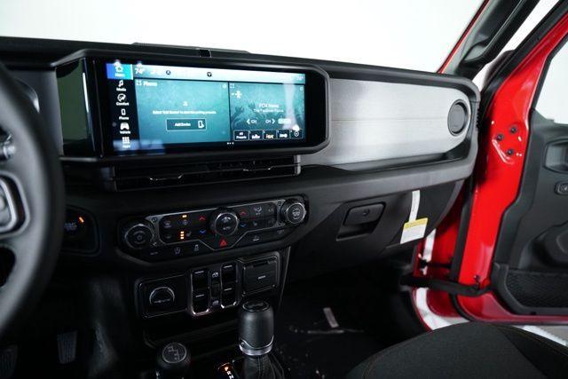 new 2026 Jeep Wrangler car, priced at $46,221