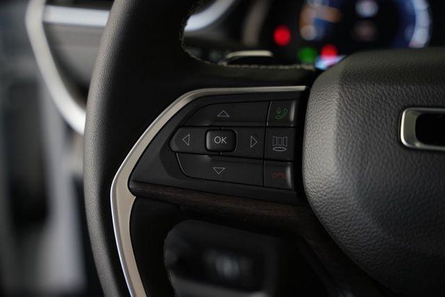 new 2025 Jeep Grand Cherokee car, priced at $42,356