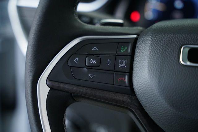 new 2025 Jeep Grand Cherokee L car, priced at $45,204