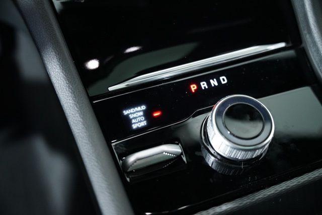 new 2025 Jeep Grand Cherokee L car, priced at $45,204