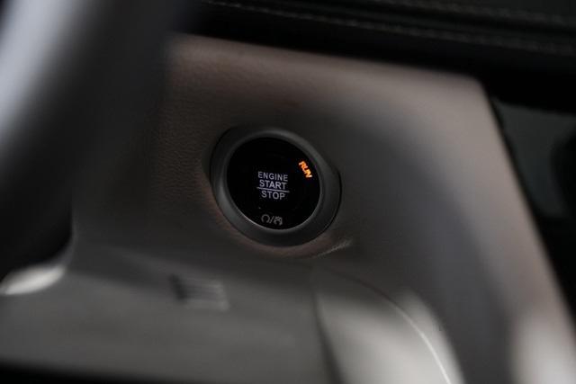 used 2023 Chrysler Pacifica Hybrid car, priced at $27,997