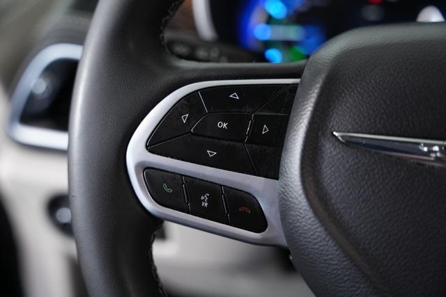 used 2023 Chrysler Pacifica Hybrid car, priced at $27,997