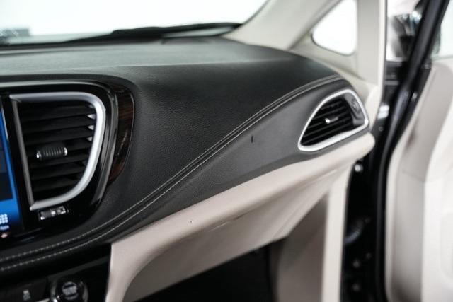 used 2023 Chrysler Pacifica Hybrid car, priced at $27,997