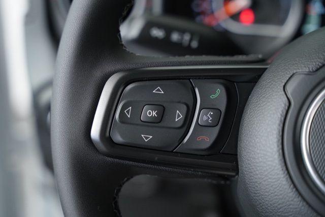 new 2025 Jeep Gladiator car, priced at $50,202