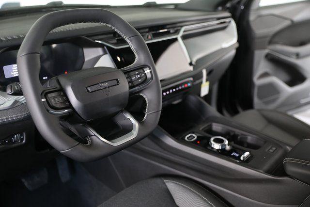 new 2026 Jeep Cherokee car, priced at $37,082