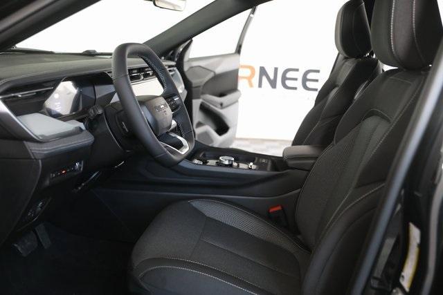 new 2026 Jeep Cherokee car, priced at $37,182