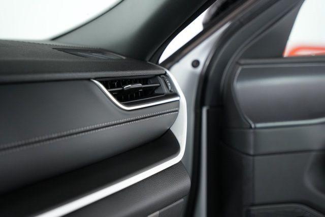 new 2025 Jeep Grand Cherokee car, priced at $40,958