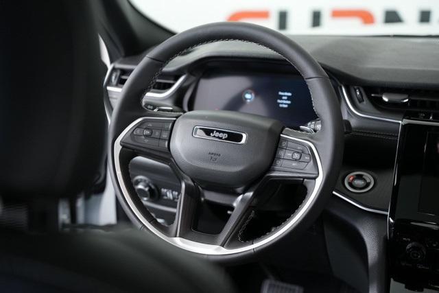 new 2025 Jeep Grand Cherokee car, priced at $41,058