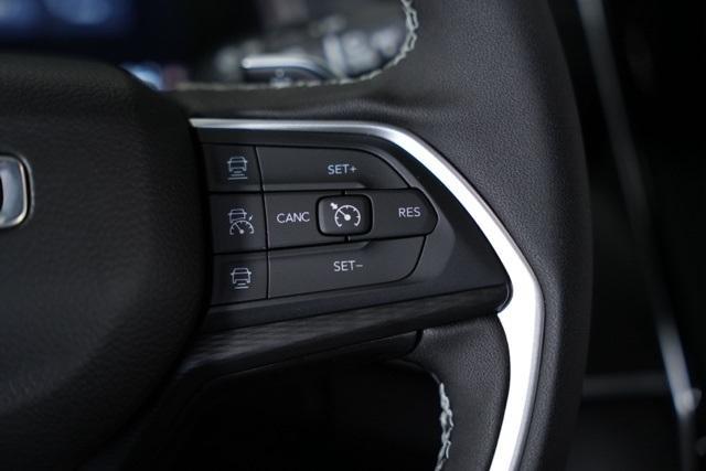 new 2025 Jeep Grand Cherokee car, priced at $41,058